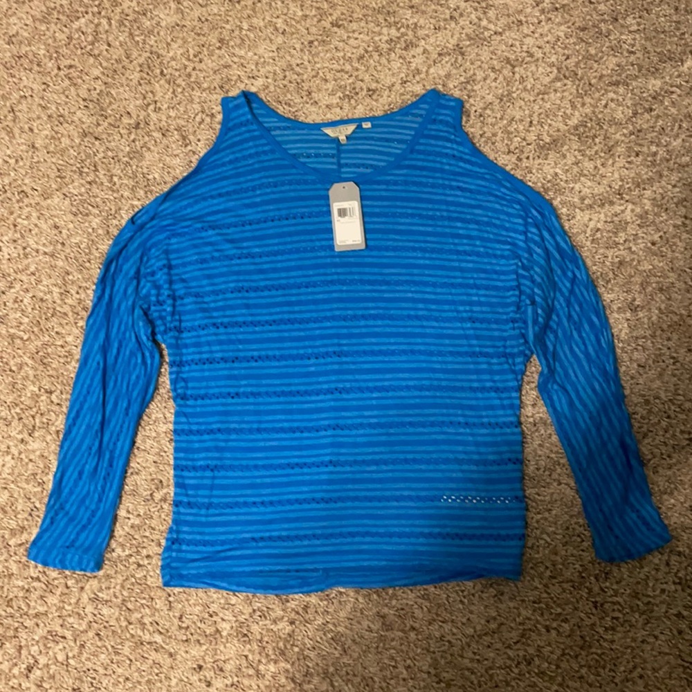 NWT Guess Cold Shoulder Top